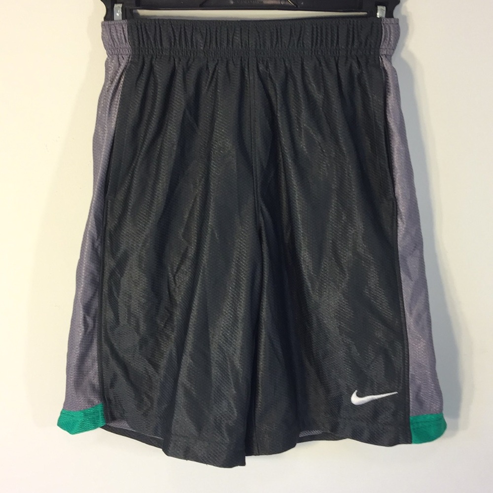 Nike Athletic Shorts Youth Small